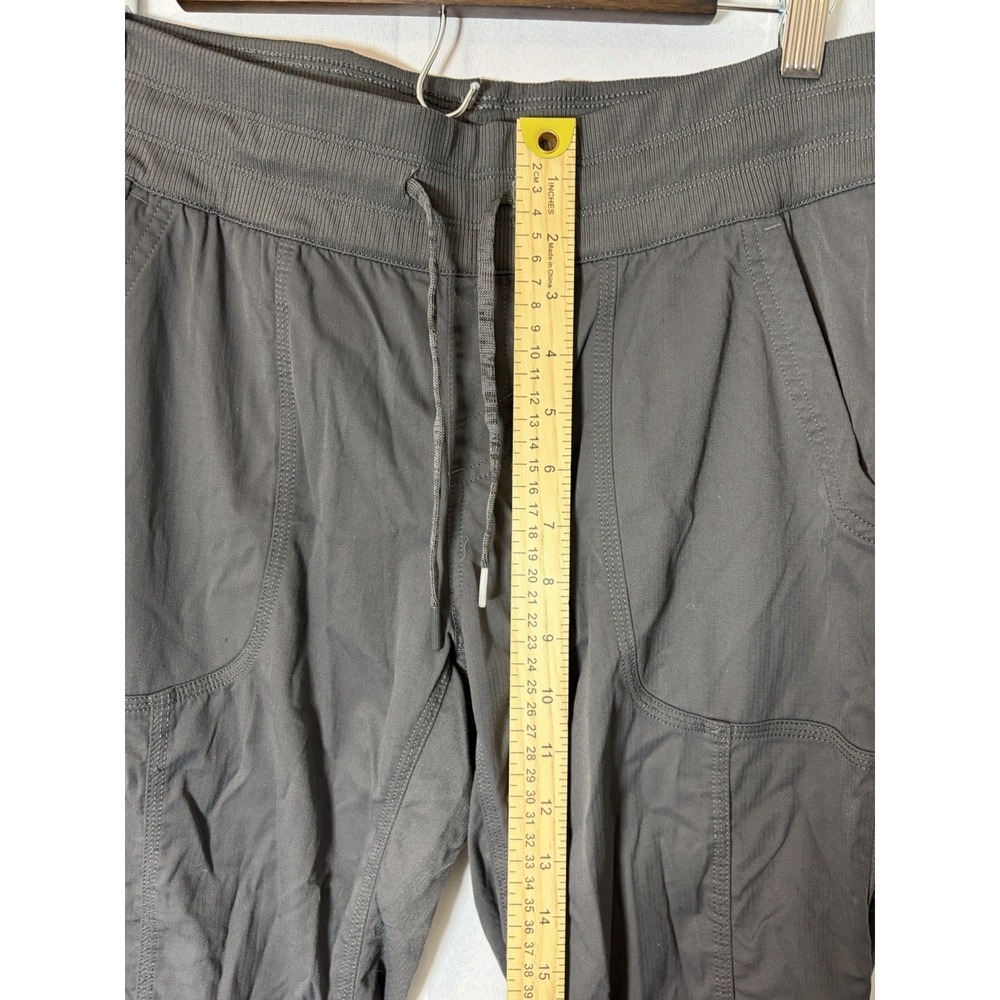 The North Face Womens Capri Cropped Pants Grey Drawstring Nylon Size M - Picture 12 of 16